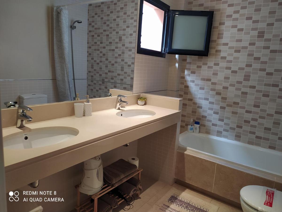 Modern Flat Apartment กาเลตาเดฟุสเต ภายนอก รูปภาพ